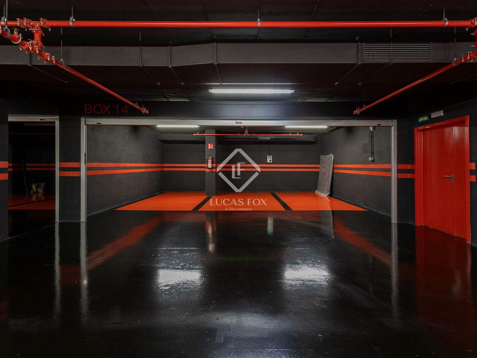 2 slaapkamer Appartement te koop in Barcelona stad met zwembad garage - € 2.490.000 (Ref: 9354210)