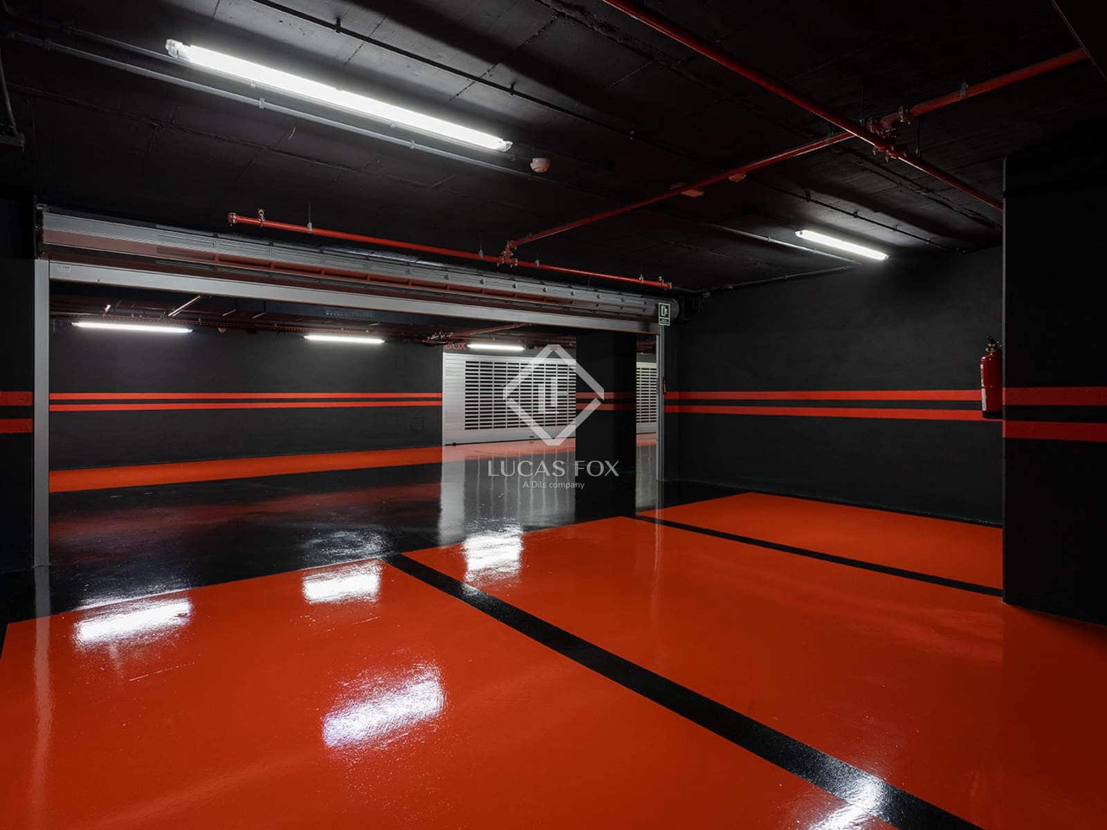 2 slaapkamer Appartement te koop in Barcelona stad met zwembad garage - € 2.490.000 (Ref: 9354210)