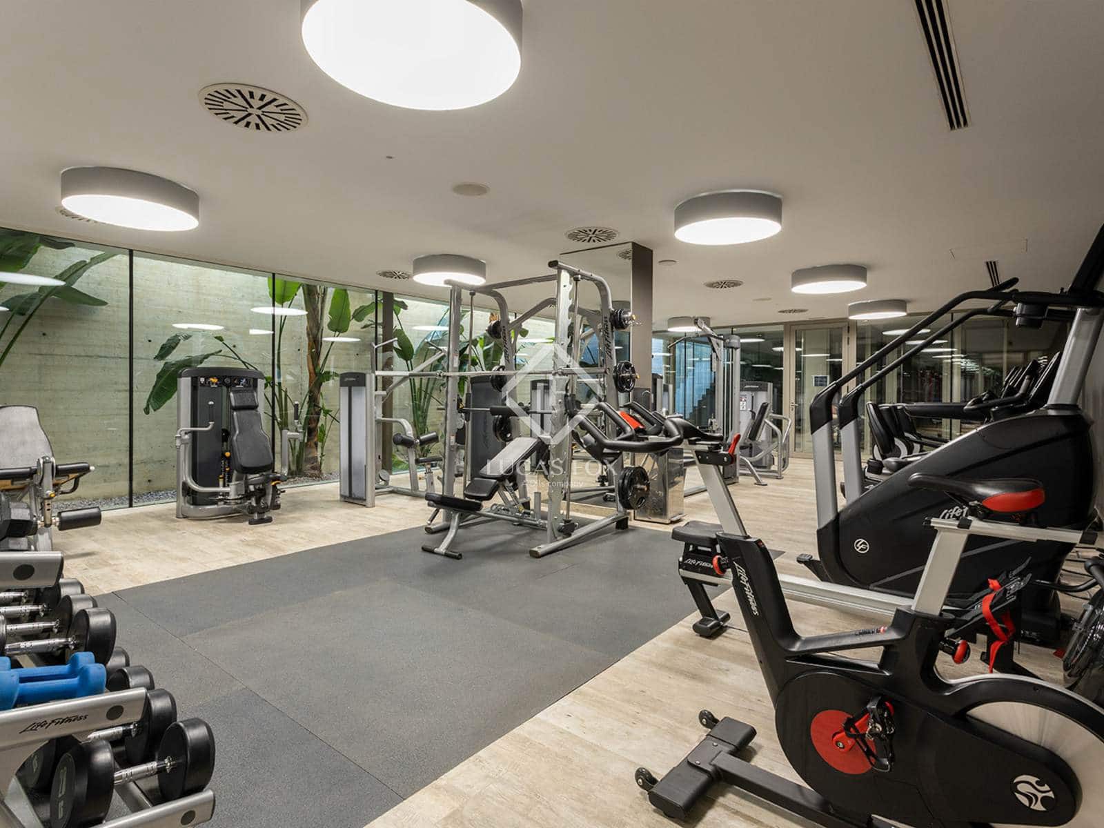 2 slaapkamer Appartement te koop in Barcelona stad met zwembad garage - € 2.490.000 (Ref: 9354210)