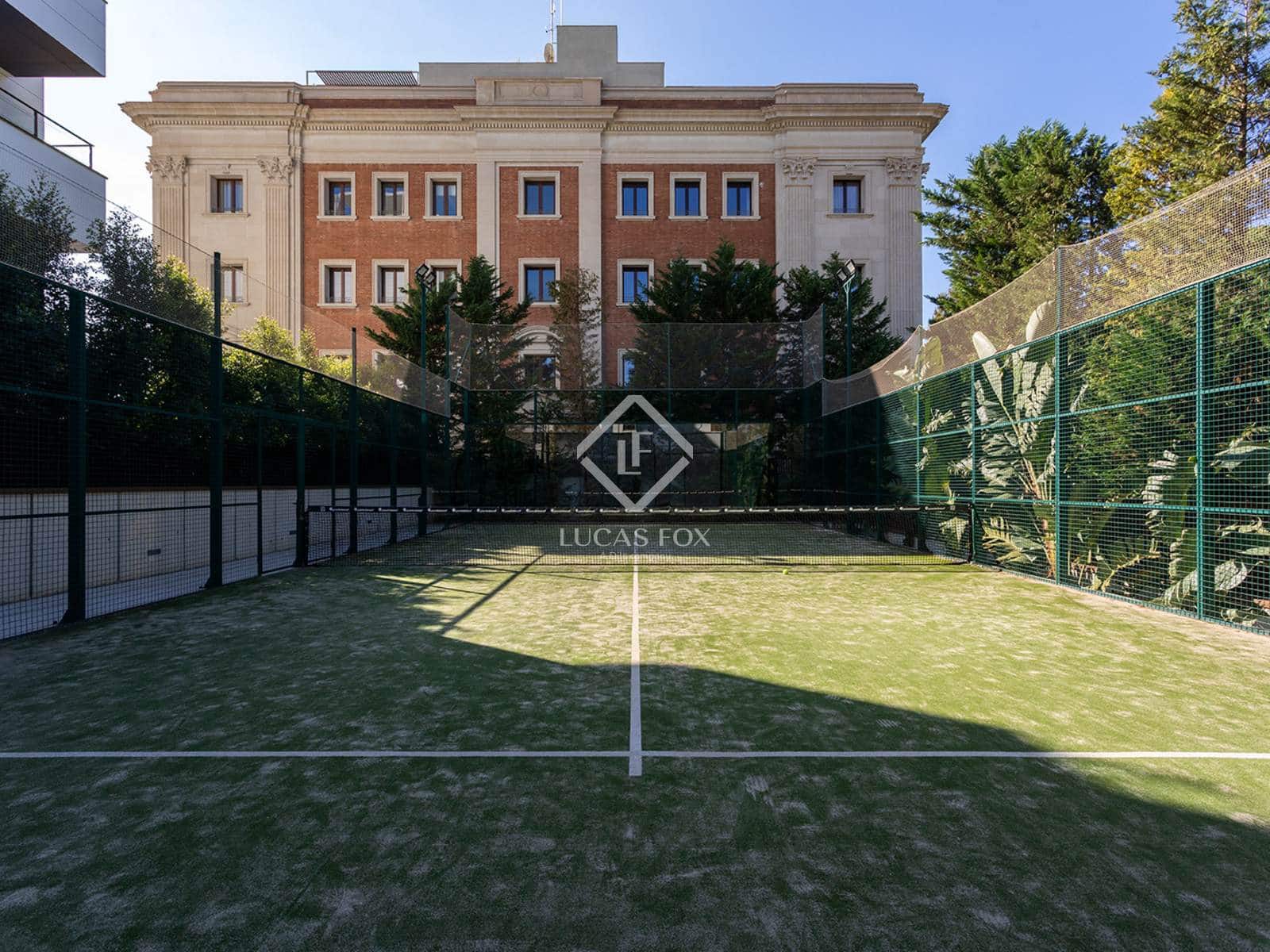 2 slaapkamer Appartement te koop in Barcelona stad met zwembad garage - € 2.490.000 (Ref: 9354210)