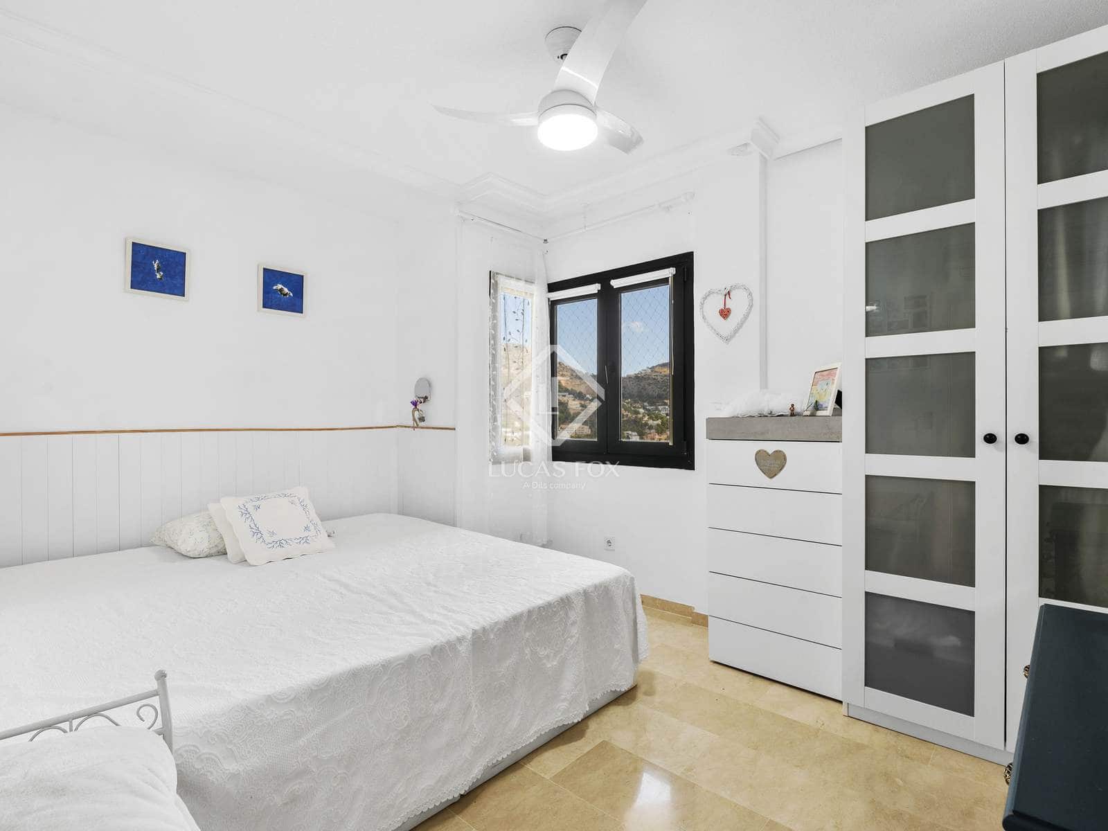 Ático de 2 habitaciones en Altea en venta con piscina garaje - 650.000 € (Ref: 9354513)