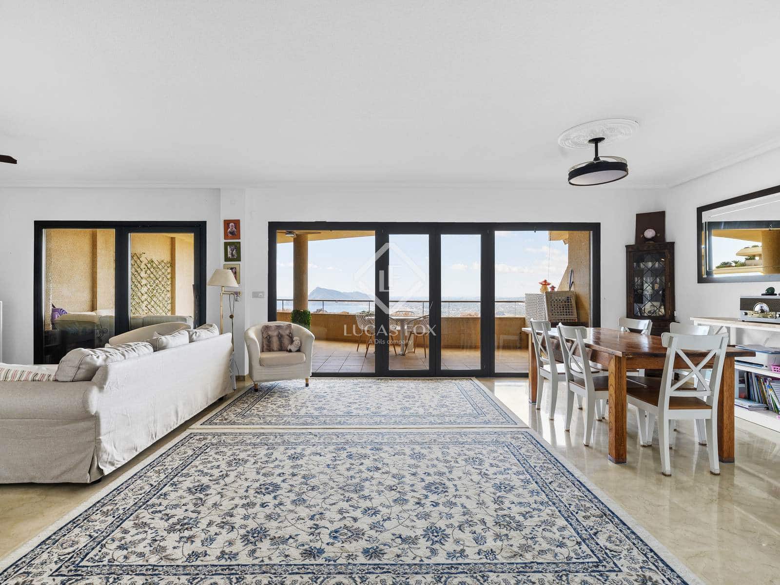 Ático de 2 habitaciones en Altea en venta con piscina garaje - 650.000 € (Ref: 9354513)