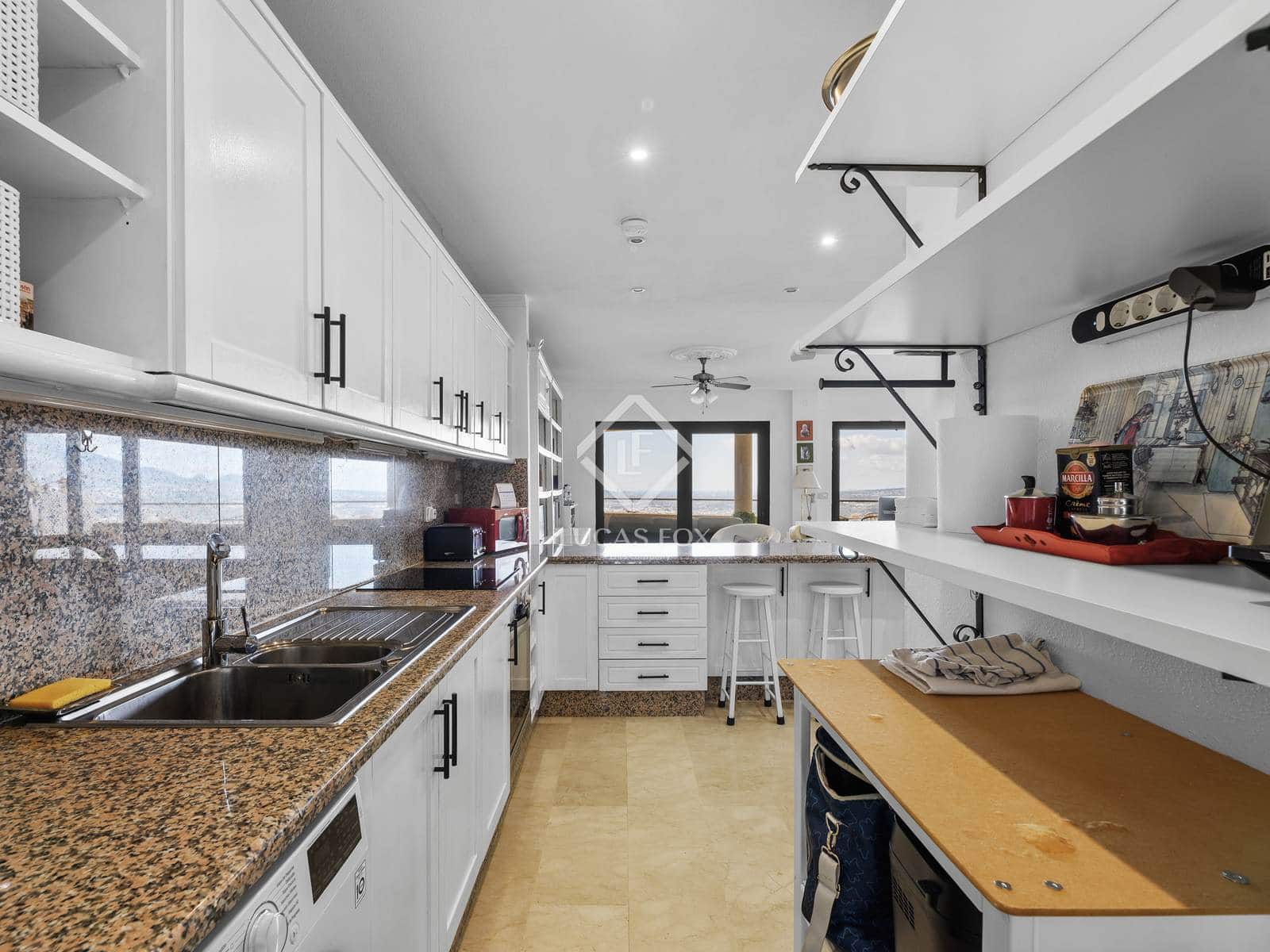 Ático de 2 habitaciones en Altea en venta con piscina garaje - 650.000 € (Ref: 9354513)