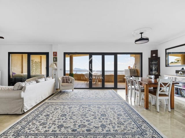 Ático de 2 habitaciones en Altea en venta con piscina garaje - 650.000 € (Ref: 9354513)