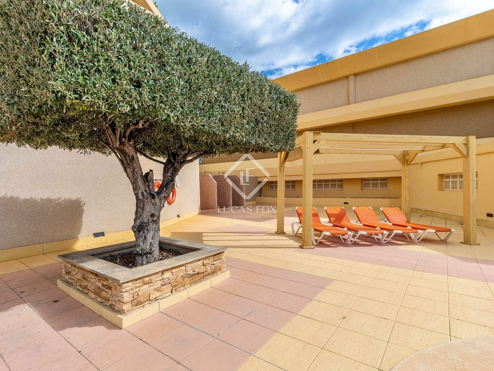 Ático de 2 habitaciones en Altea en venta con piscina garaje - 650.000 € (Ref: 9354513)