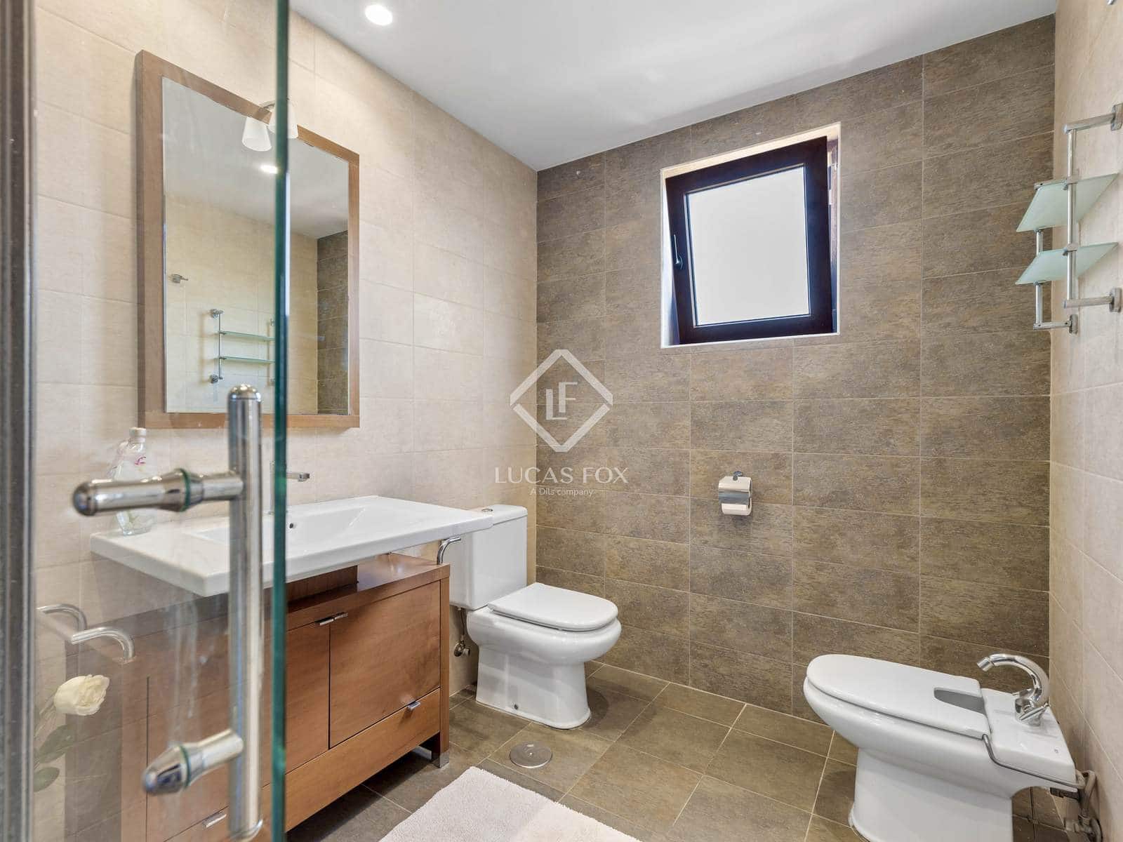 4 soveværelse Villa til salg i Finestrat med swimmingpool garage - € 1.050.000 (Ref: 9354514)