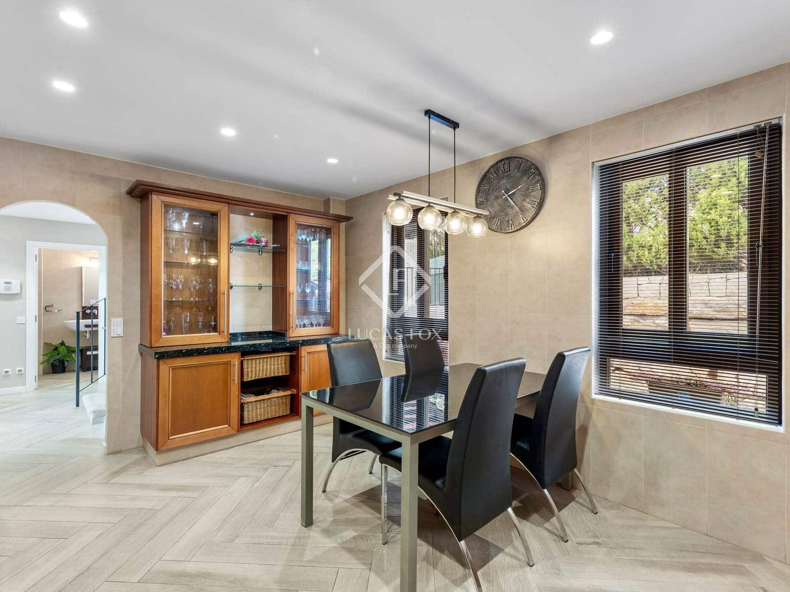 4 soveværelse Villa til salg i Finestrat med swimmingpool garage - € 1.050.000 (Ref: 9354514)