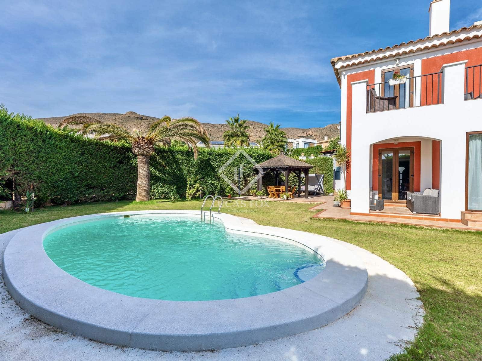 4 soveværelse Villa til salg i Finestrat med swimmingpool garage - € 1.050.000 (Ref: 9354514)