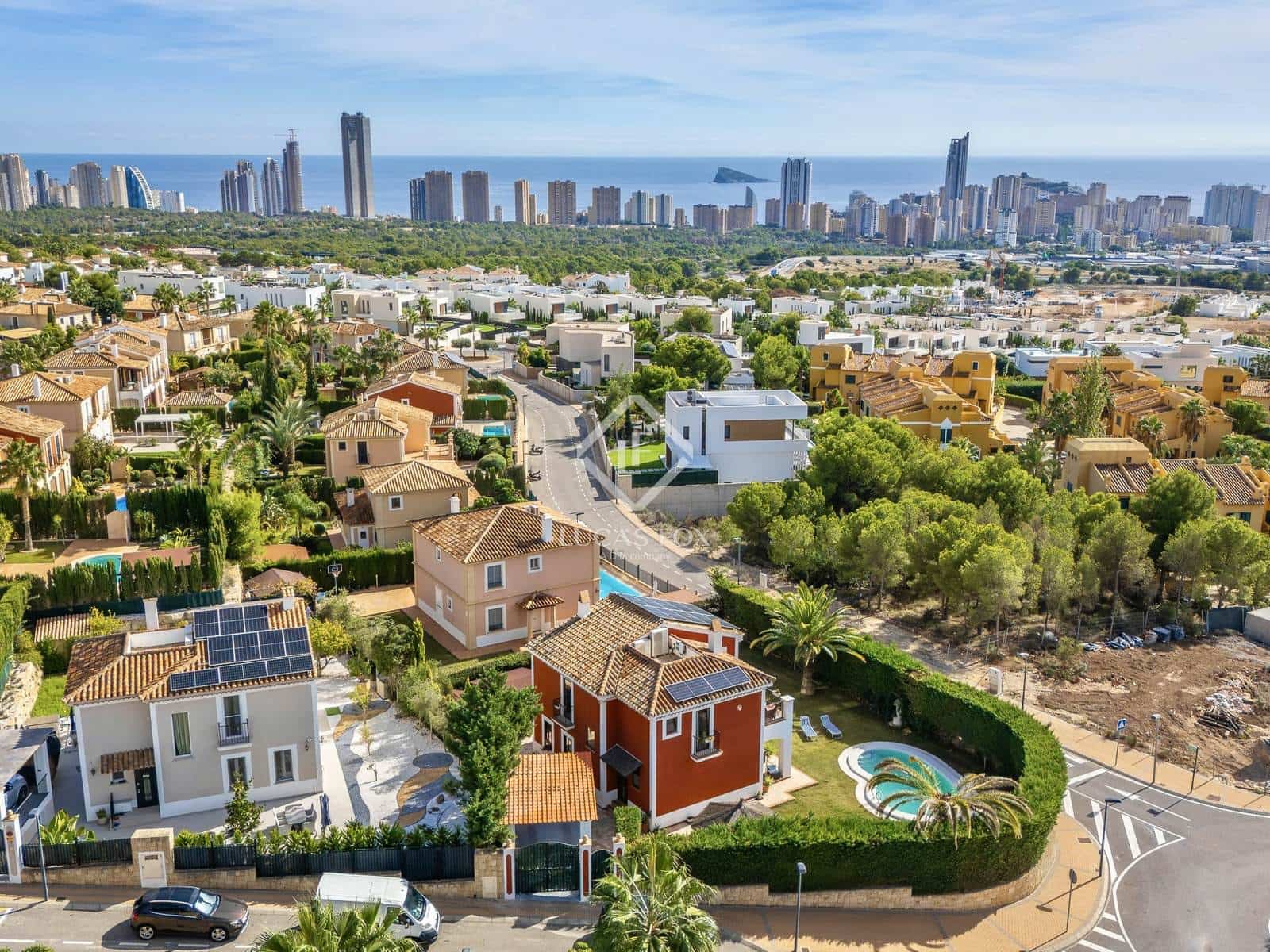 4 soveværelse Villa til salg i Finestrat med swimmingpool garage - € 1.050.000 (Ref: 9354514)