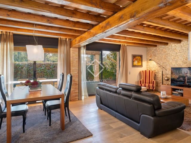 5 soveværelse Villa til salg i Siurana med swimmingpool garage - € 1.790.000 (Ref: 9356893)