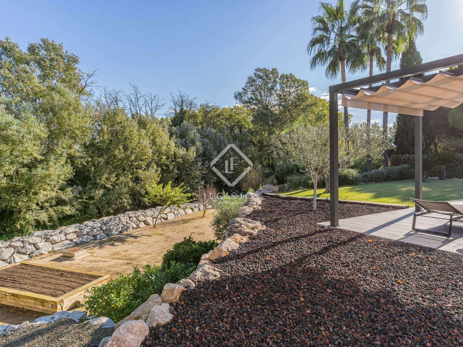 Chalet de 5 habitaciones en Siurana en venta con piscina garaje - 1.790.000 € (Ref: 9356893)