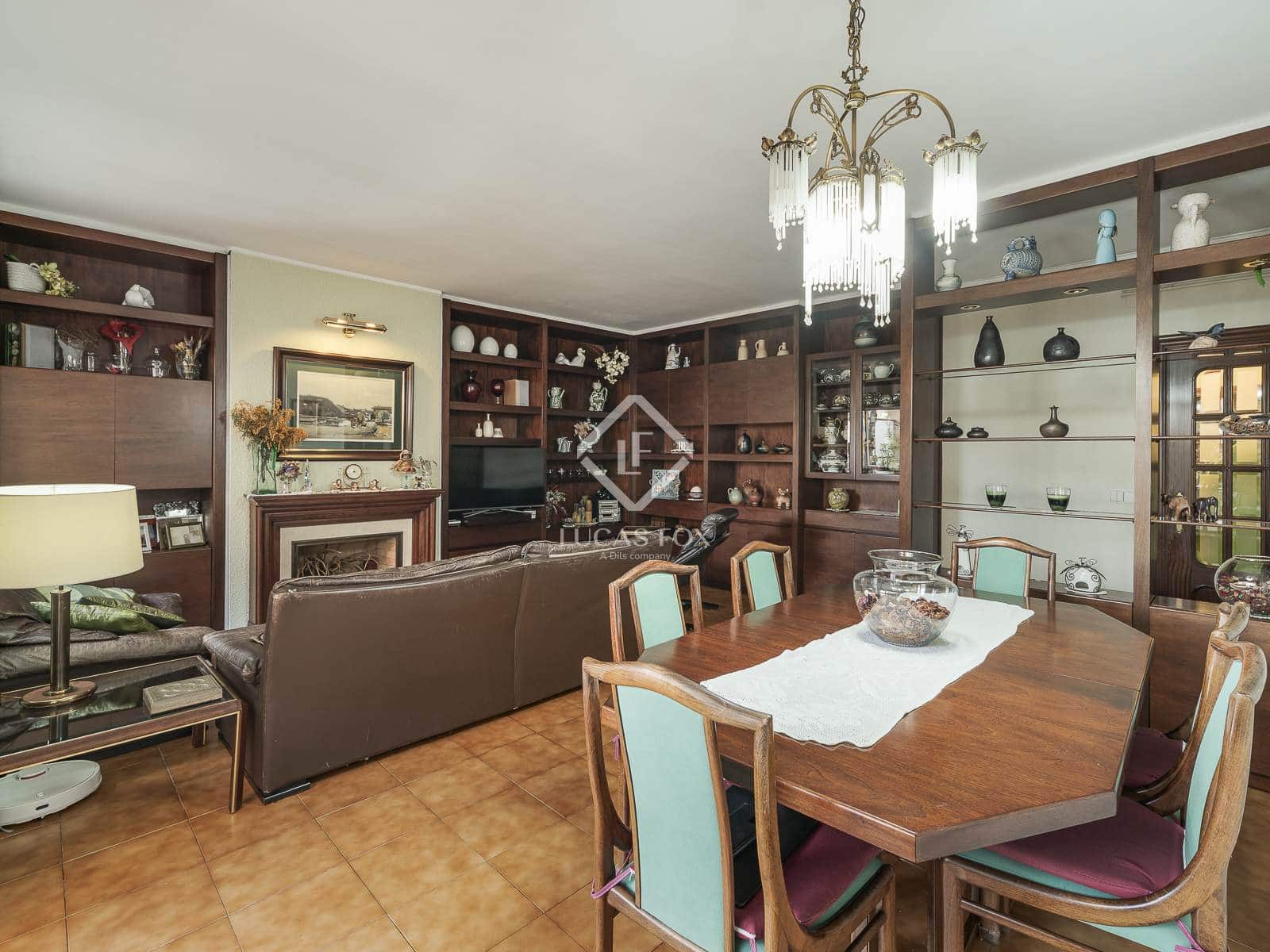 5 soverom Penthouse til salgs i Barcelona by med garasje - € 660 000 (Ref: 9357479)