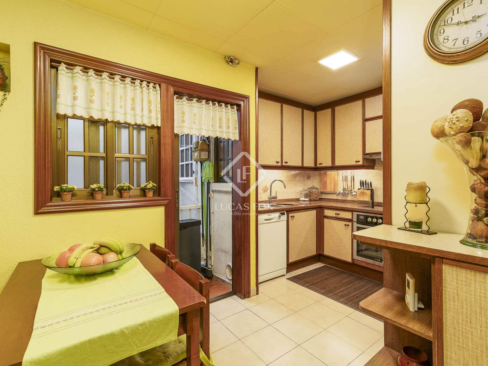 5 soverom Penthouse til salgs i Barcelona by med garasje - € 660 000 (Ref: 9357479)