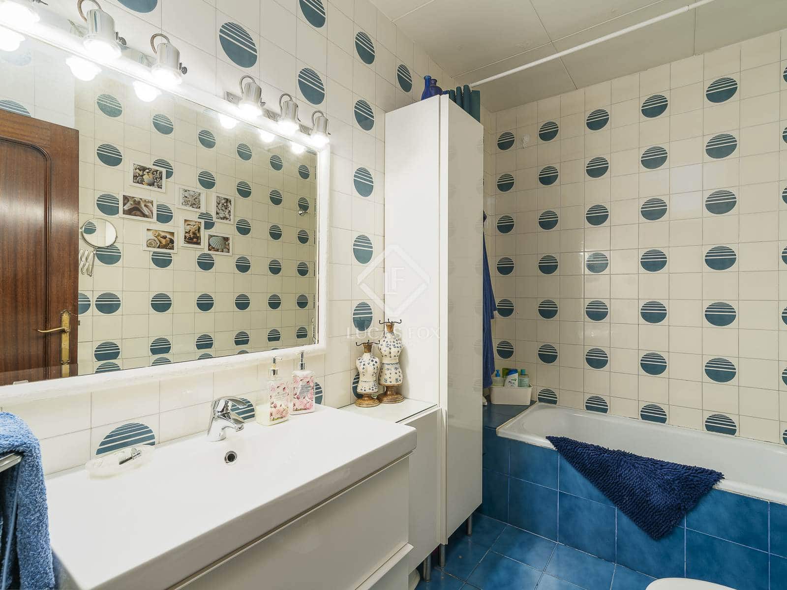 5 soverom Penthouse til salgs i Barcelona by med garasje - € 660 000 (Ref: 9357479)