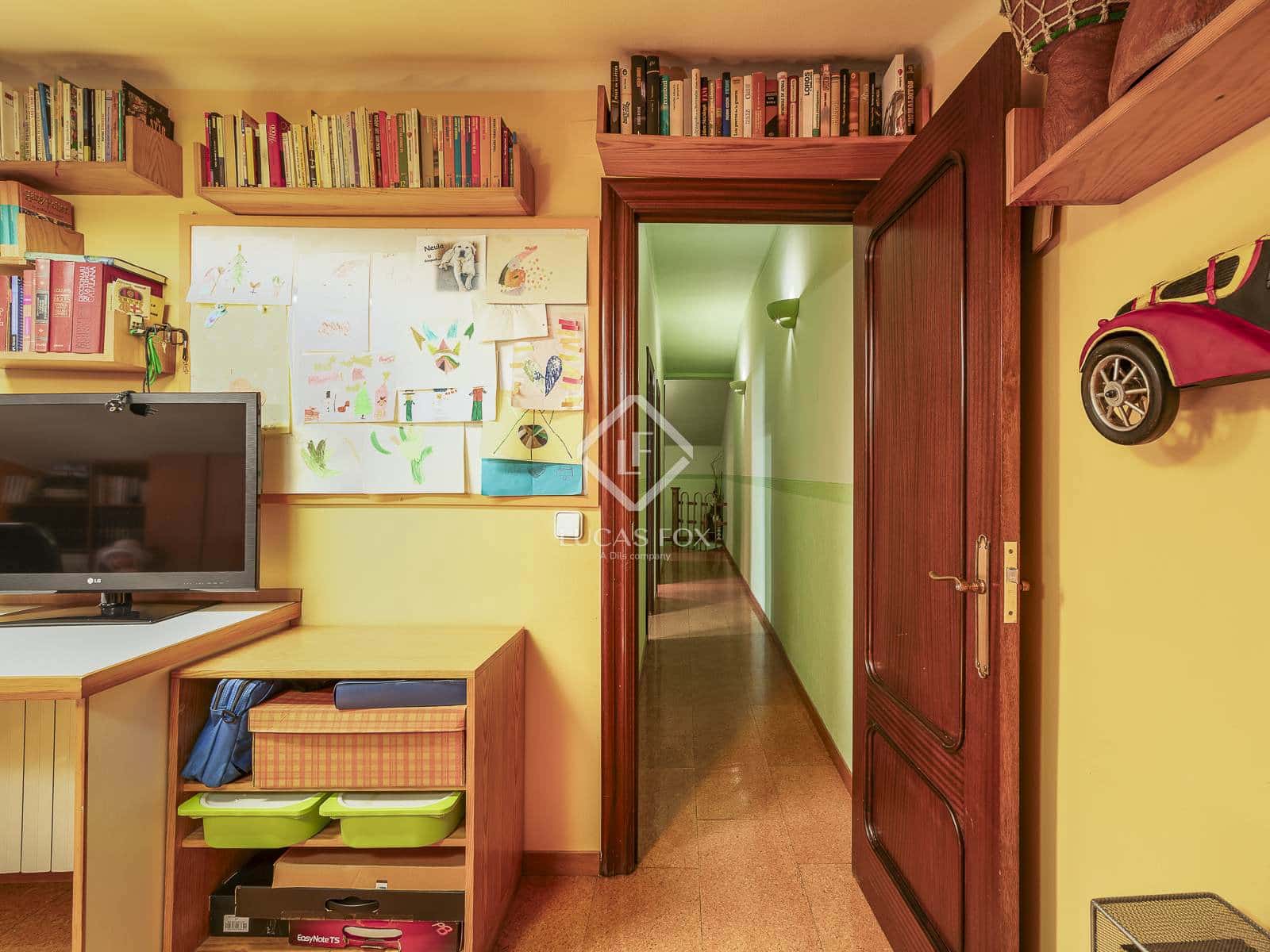 5 soverom Penthouse til salgs i Barcelona by med garasje - € 660 000 (Ref: 9357479)