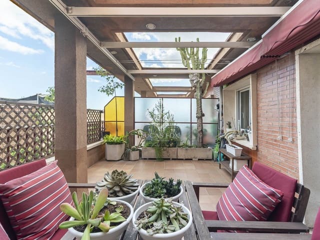 5 quarto Penthouse para venda em Barcelona cidade com garagem - 660 000 € (Ref: 9357479)