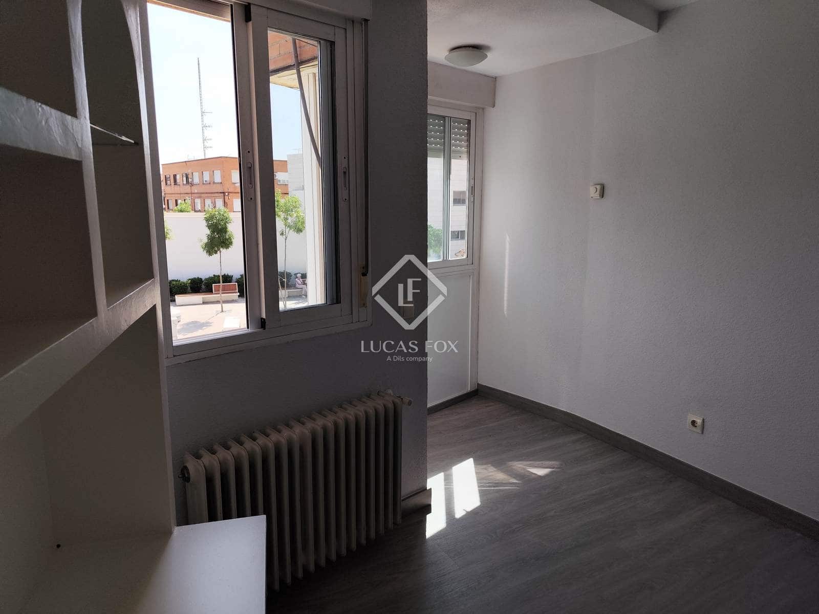 1 bedroom Apartment for sale in Fuente el Saz de Jarama with garage - € 225,000 (Ref: 9357715)