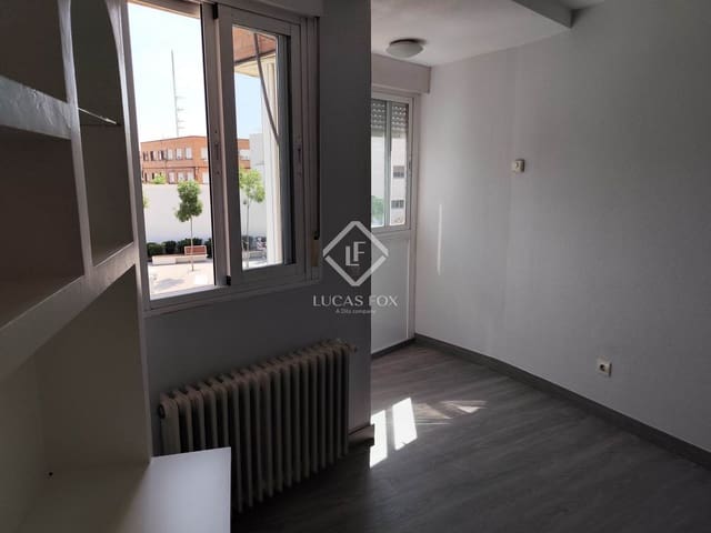 1 bedroom Apartment for sale in Fuente el Saz de Jarama with garage - € 225,000 (Ref: 9357715)