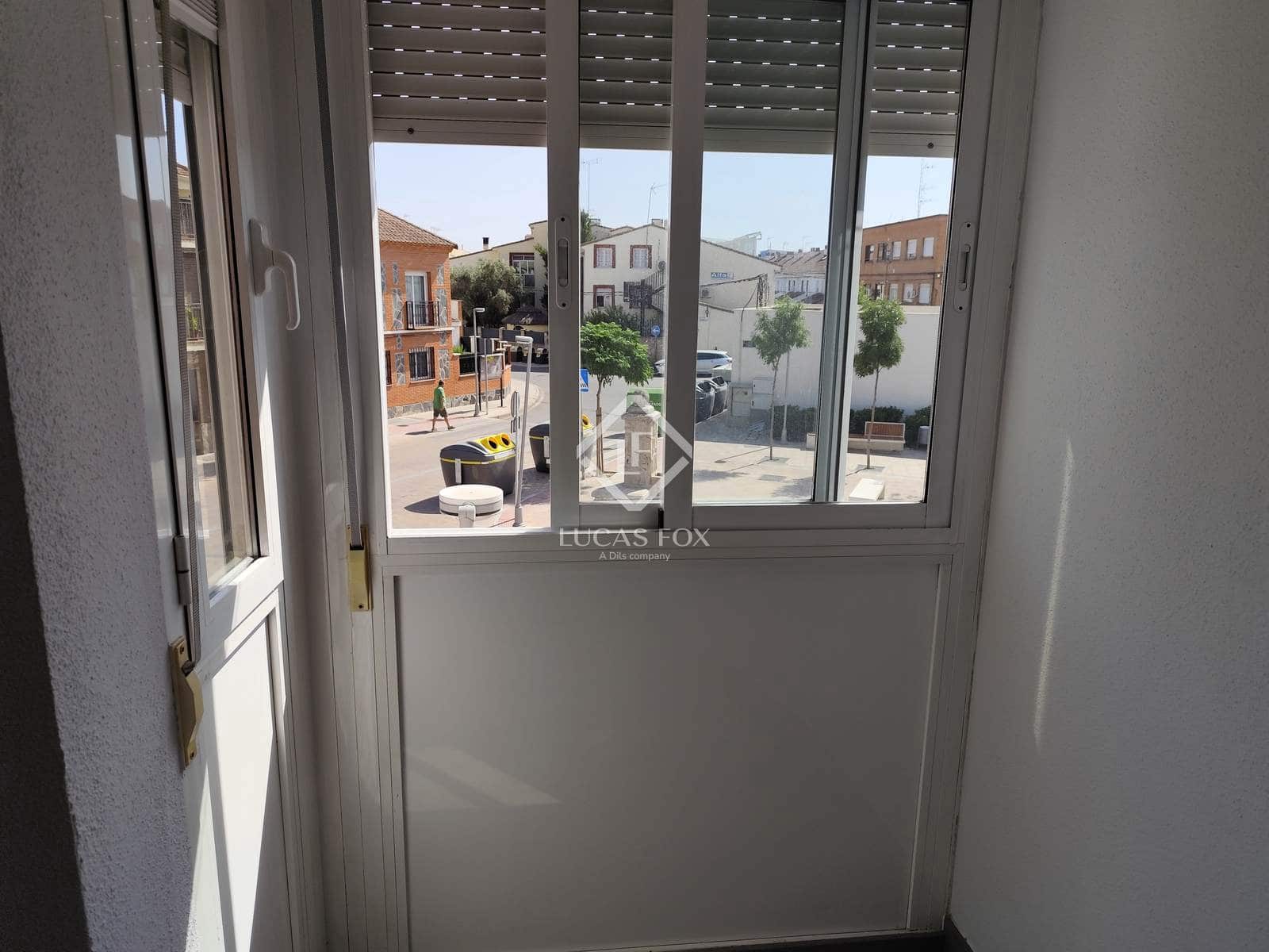 1 bedroom Apartment for sale in Fuente el Saz de Jarama with garage - € 225,000 (Ref: 9357715)