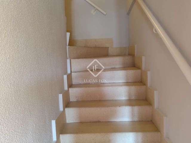 1 bedroom Apartment for sale in Fuente el Saz de Jarama with garage - € 225,000 (Ref: 9357715)