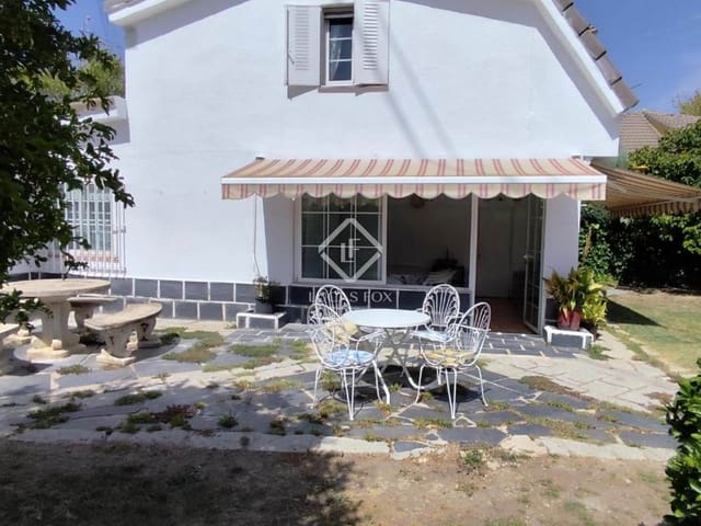 3 bedroom Villa for sale in Algete with pool garage - € 560,000 (Ref: 9357716)