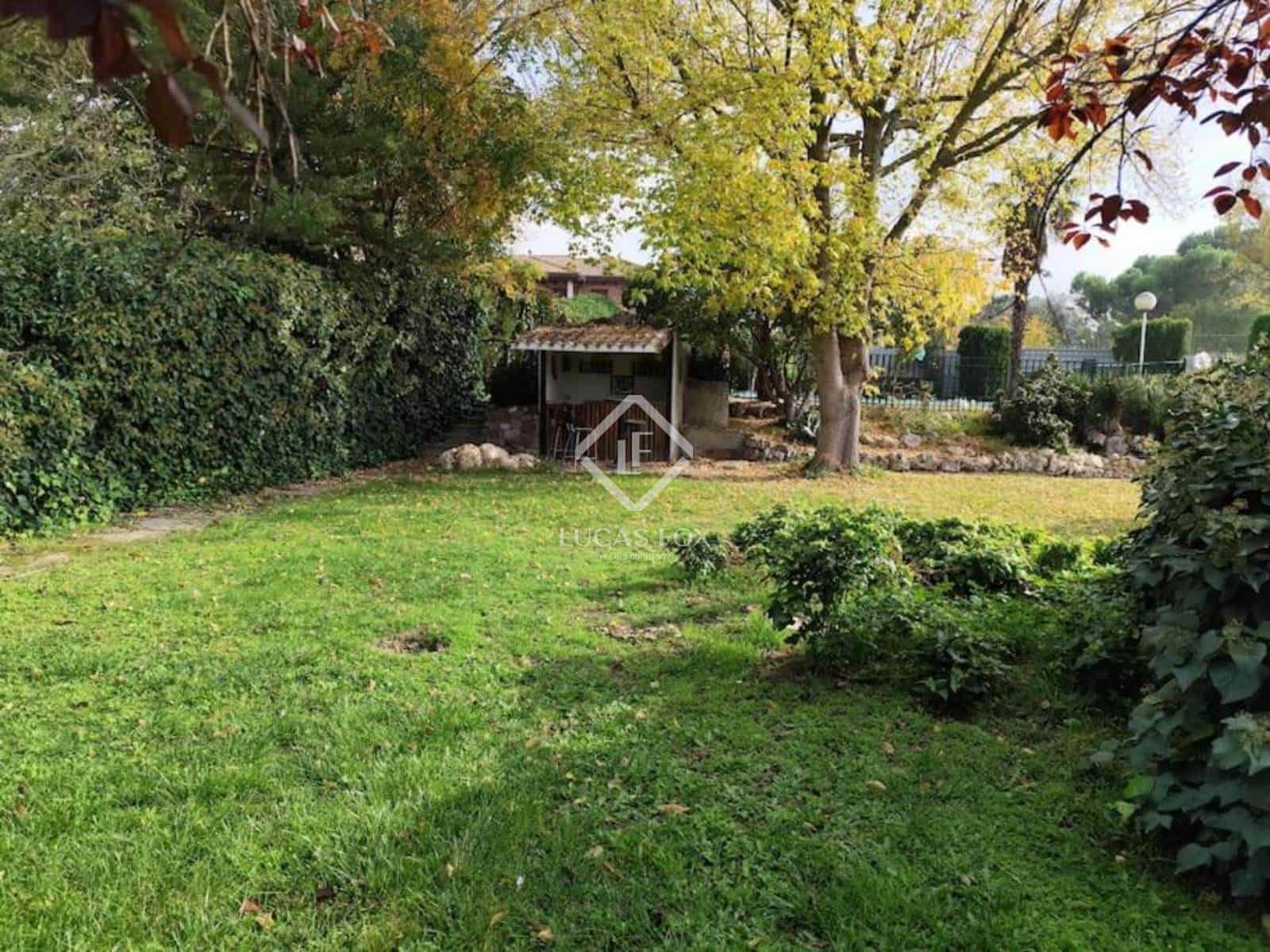 3 chambre Villa/Maison à vendre à Algete avec piscine garage - 560 000 € (Ref: 9357716)