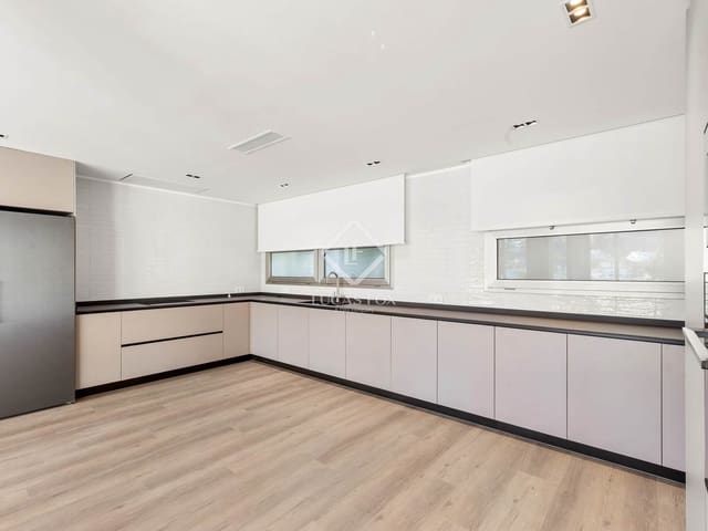 5 sovrum Villa att hyra i Altea med pool garage - 4 000 € (Ref: 9357842)