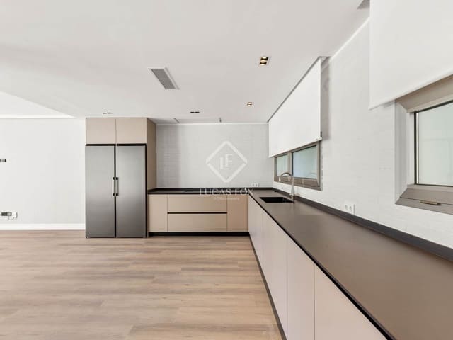 5 sovrum Villa att hyra i Altea med pool garage - 4 000 € (Ref: 9357842)