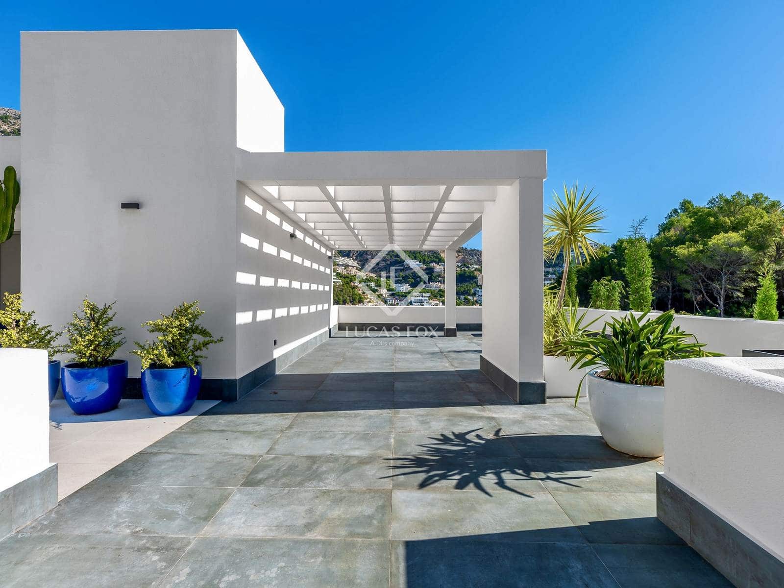 5 sovrum Villa att hyra i Altea med pool garage - 4 000 € (Ref: 9357842)