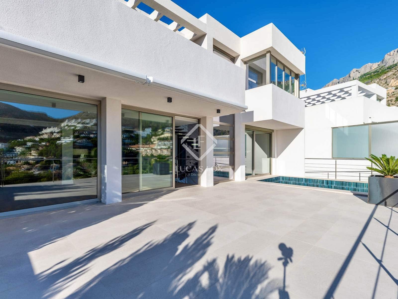 5 sovrum Villa att hyra i Altea med pool garage - 4 000 € (Ref: 9357842)