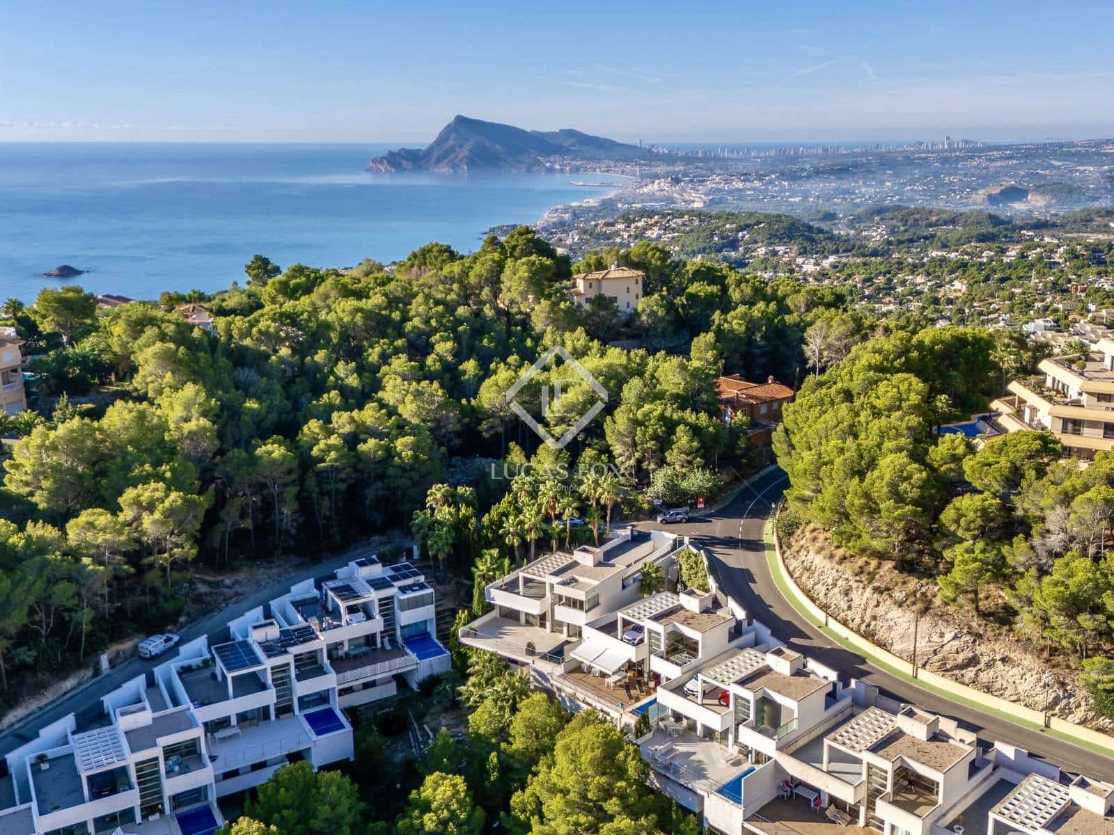 5 sovrum Villa att hyra i Altea med pool garage - 4 000 € (Ref: 9357842)