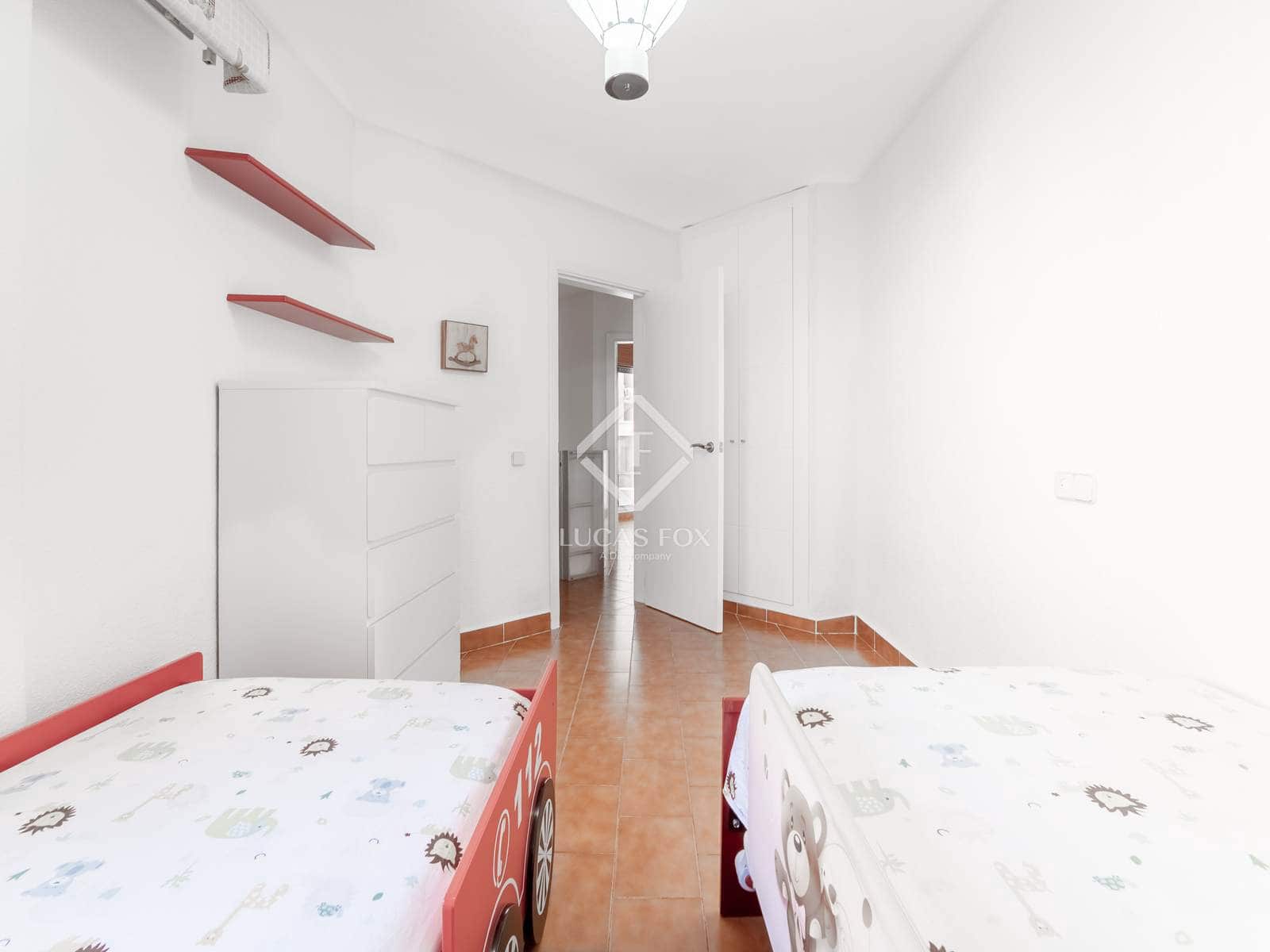 3 soveværelse Villa til salg i Alicante by med swimmingpool garage - € 490.000 (Ref: 9357845)