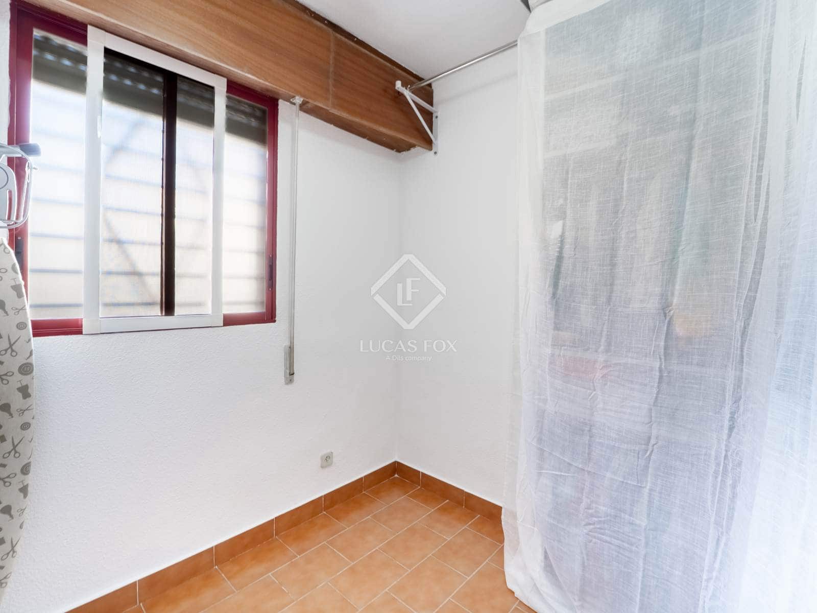 3 soveværelse Villa til salg i Alicante by med swimmingpool garage - € 490.000 (Ref: 9357845)