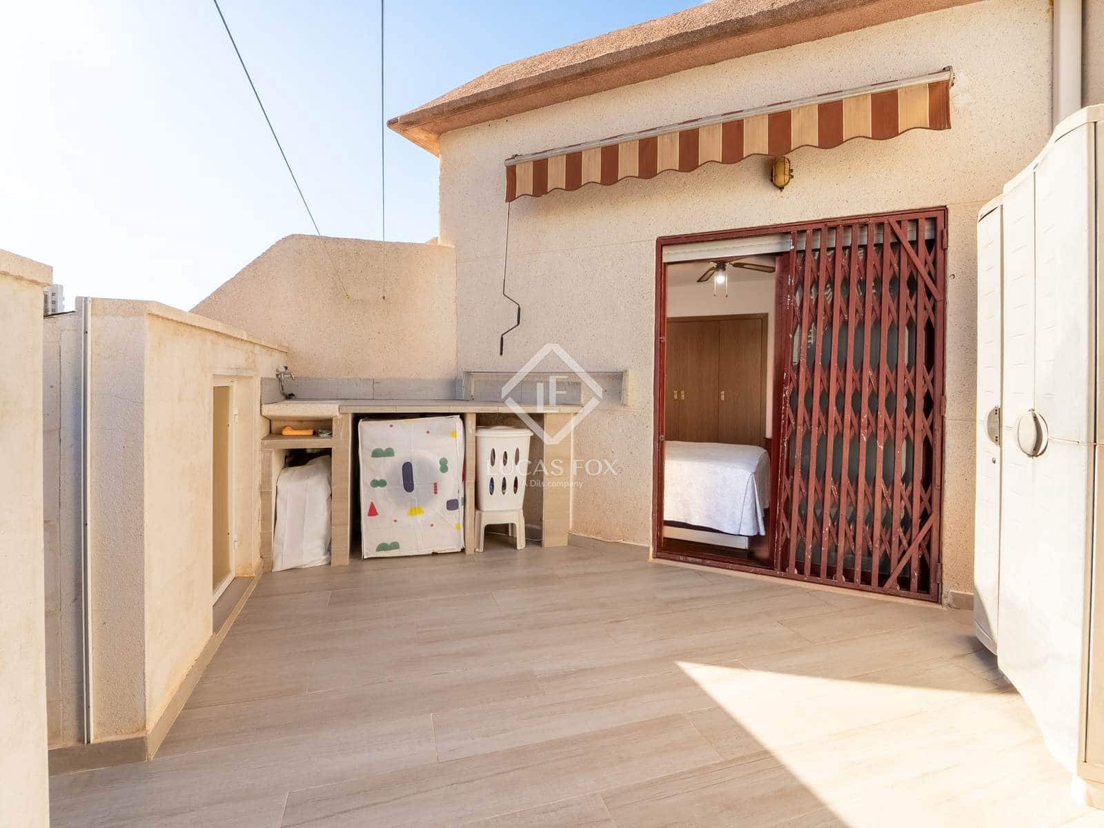 3 soveværelse Villa til salg i Alicante by med swimmingpool garage - € 490.000 (Ref: 9357845)