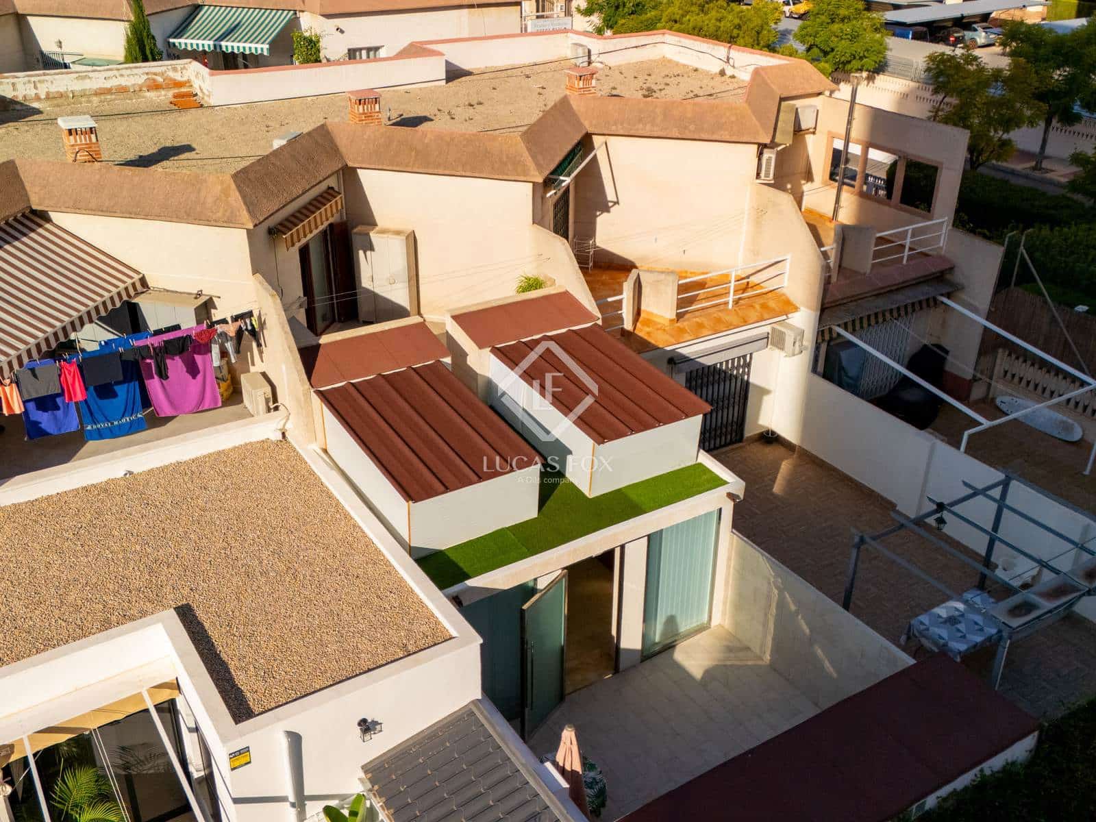 3 soveværelse Villa til salg i Alicante by med swimmingpool garage - € 490.000 (Ref: 9357845)