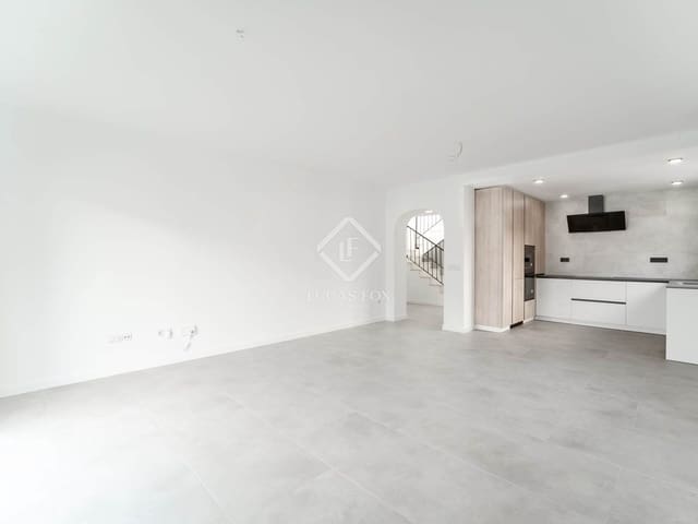 3 chambre Villa/Maison à vendre à El Campello avec garage - 550 000 € (Ref: 9357846)