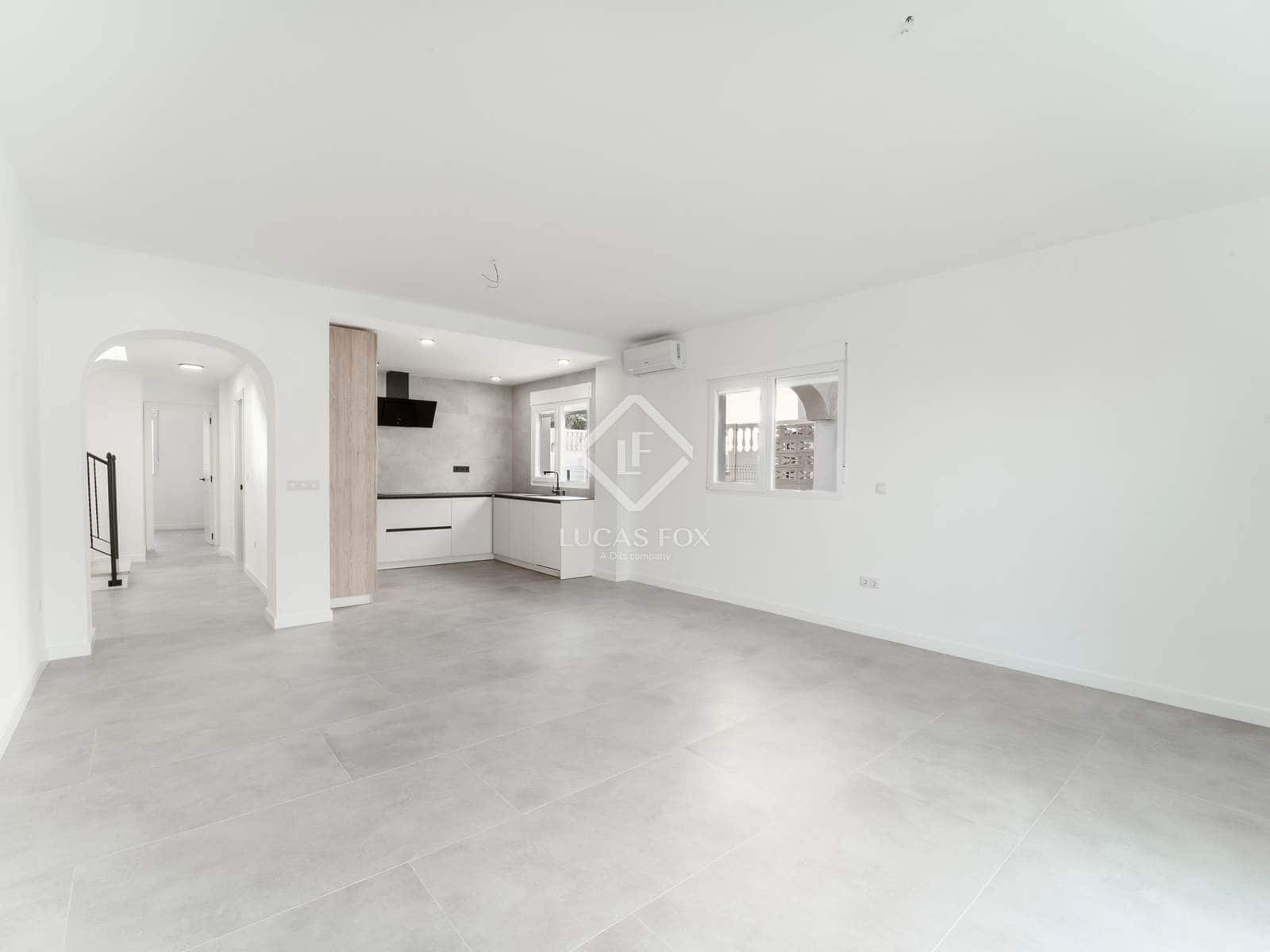 3 chambre Villa/Maison à vendre à El Campello avec garage - 550 000 € (Ref: 9357846)