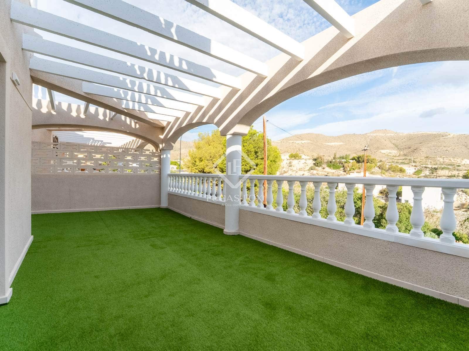 3 chambre Villa/Maison à vendre à El Campello avec garage - 550 000 € (Ref: 9357846)