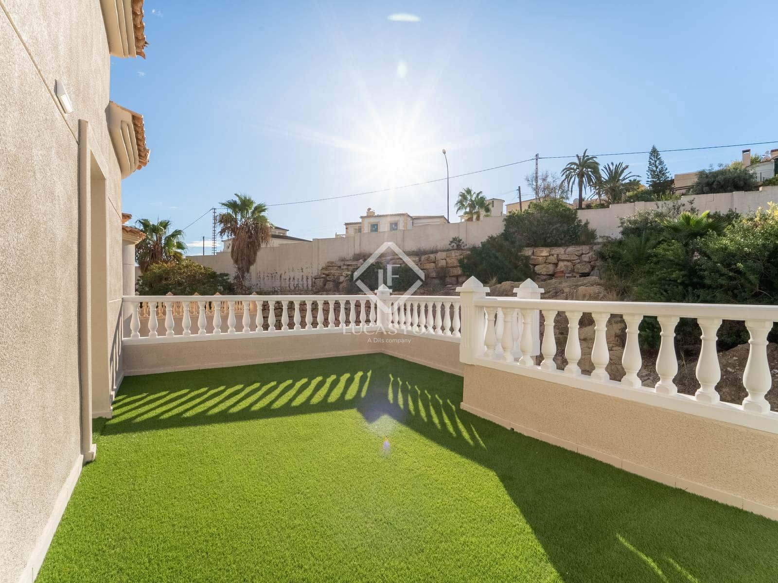 3 chambre Villa/Maison à vendre à El Campello avec garage - 550 000 € (Ref: 9357846)