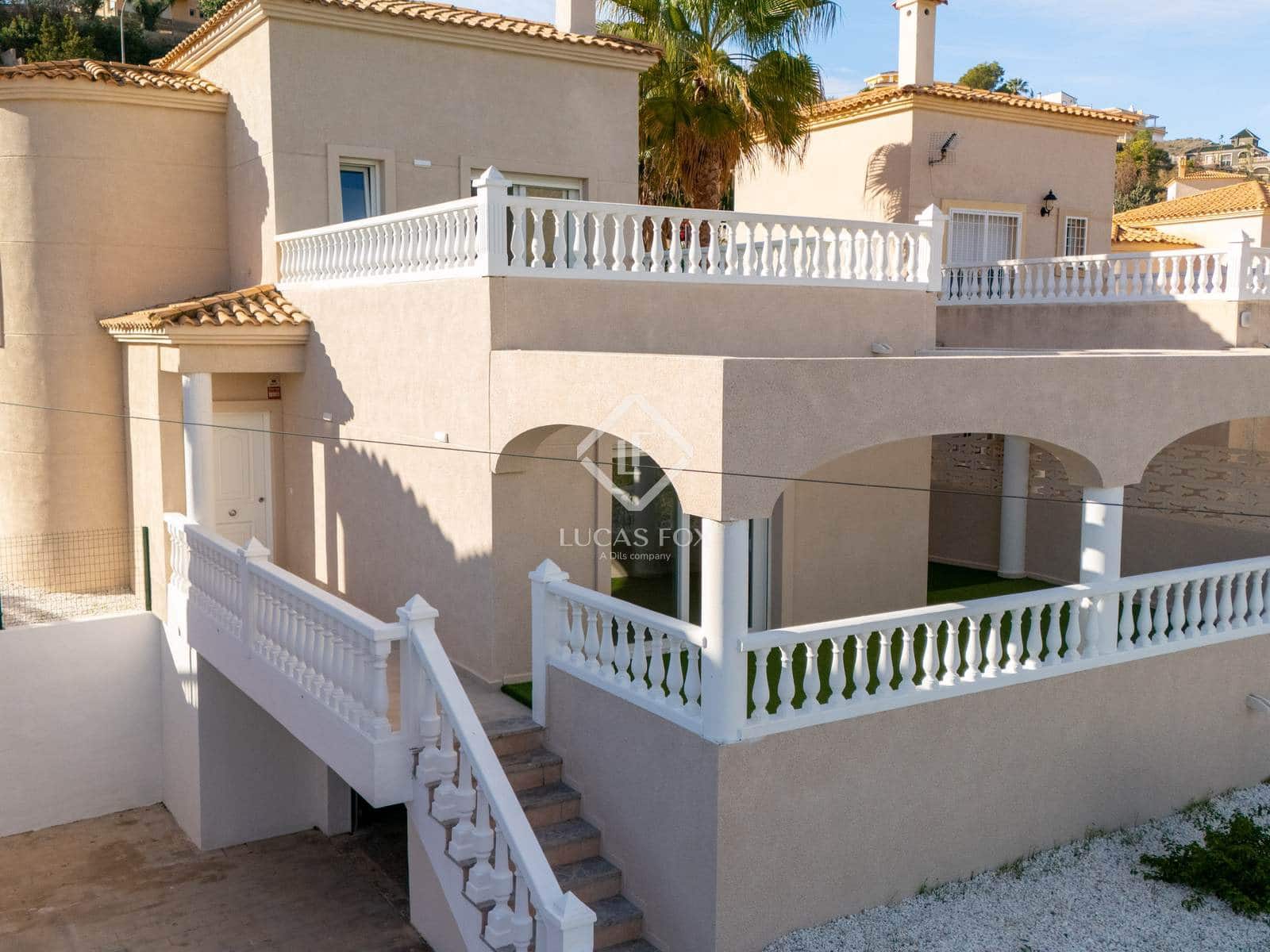 3 chambre Villa/Maison à vendre à El Campello avec garage - 550 000 € (Ref: 9357846)