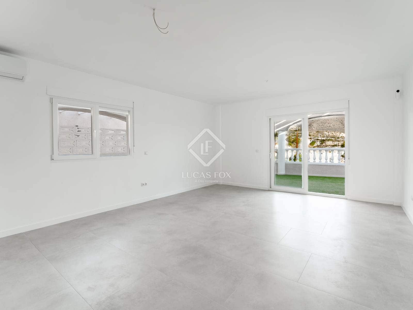 3 chambre Villa/Maison à vendre à El Campello avec garage - 550 000 € (Ref: 9357846)