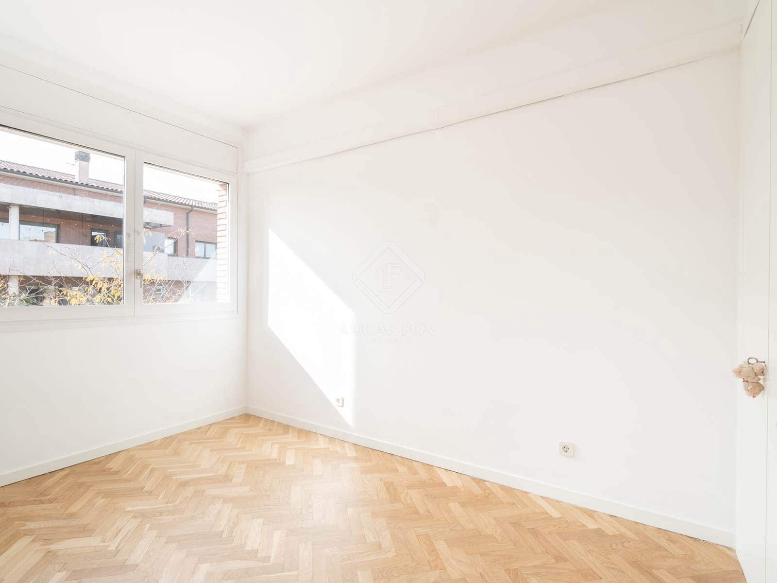 3 bedroom Apartment for rent in Sant Cugat del Valles with pool garage - € 3,300 (Ref: 9357849)