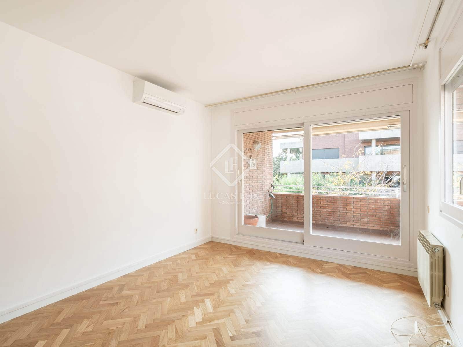 3 bedroom Apartment for rent in Sant Cugat del Valles with pool garage - € 3,300 (Ref: 9357849)