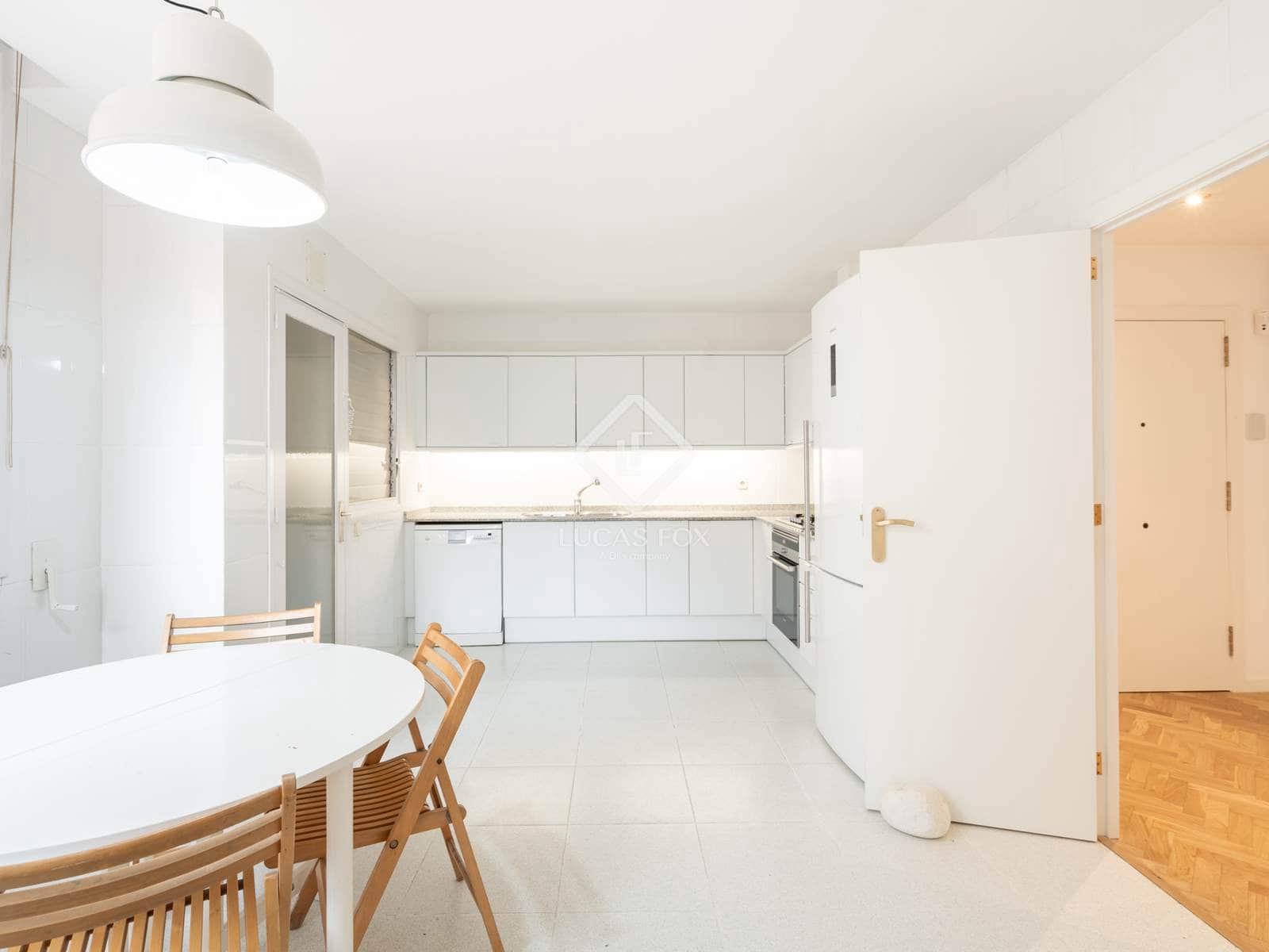 3 bedroom Apartment for rent in Sant Cugat del Valles with pool garage - € 3,300 (Ref: 9357849)