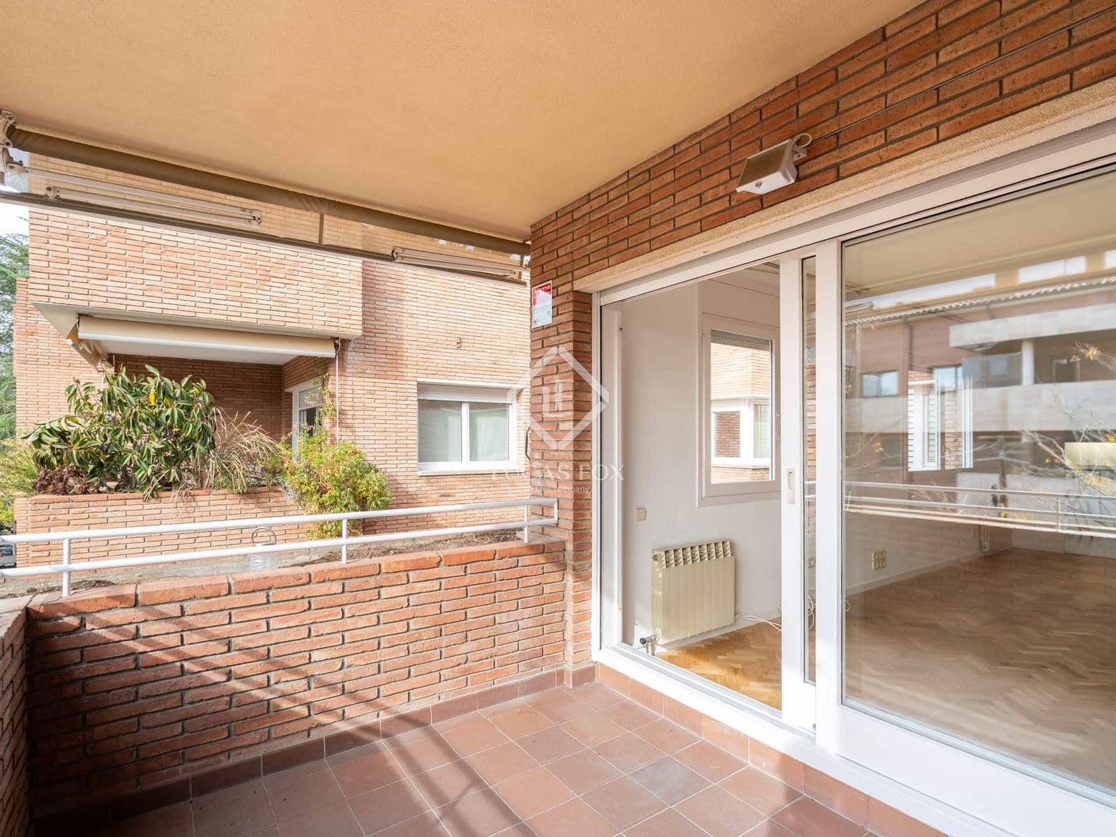3 bedroom Apartment for rent in Sant Cugat del Valles with pool garage - € 3,300 (Ref: 9357849)