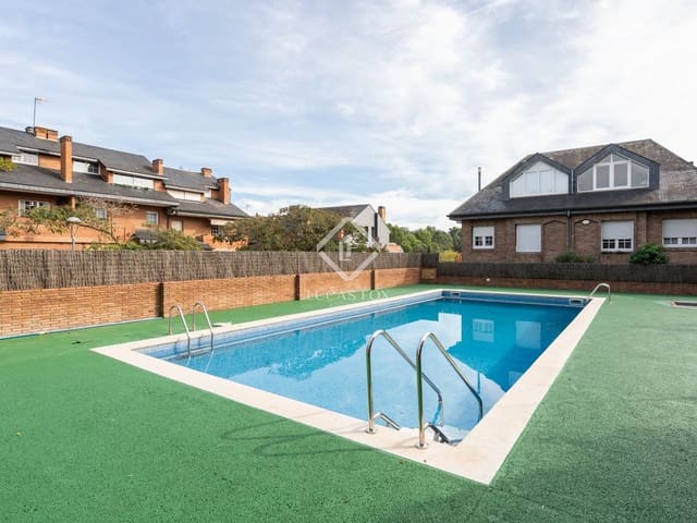 3 bedroom Apartment for rent in Sant Cugat del Vallès with pool garage - € 3,300 (Ref: 9357849)