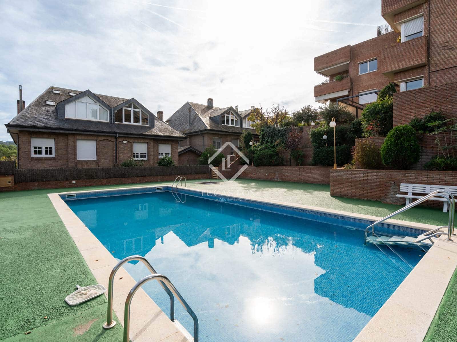 3 bedroom Apartment for rent in Sant Cugat del Valles with pool garage - € 3,300 (Ref: 9357849)