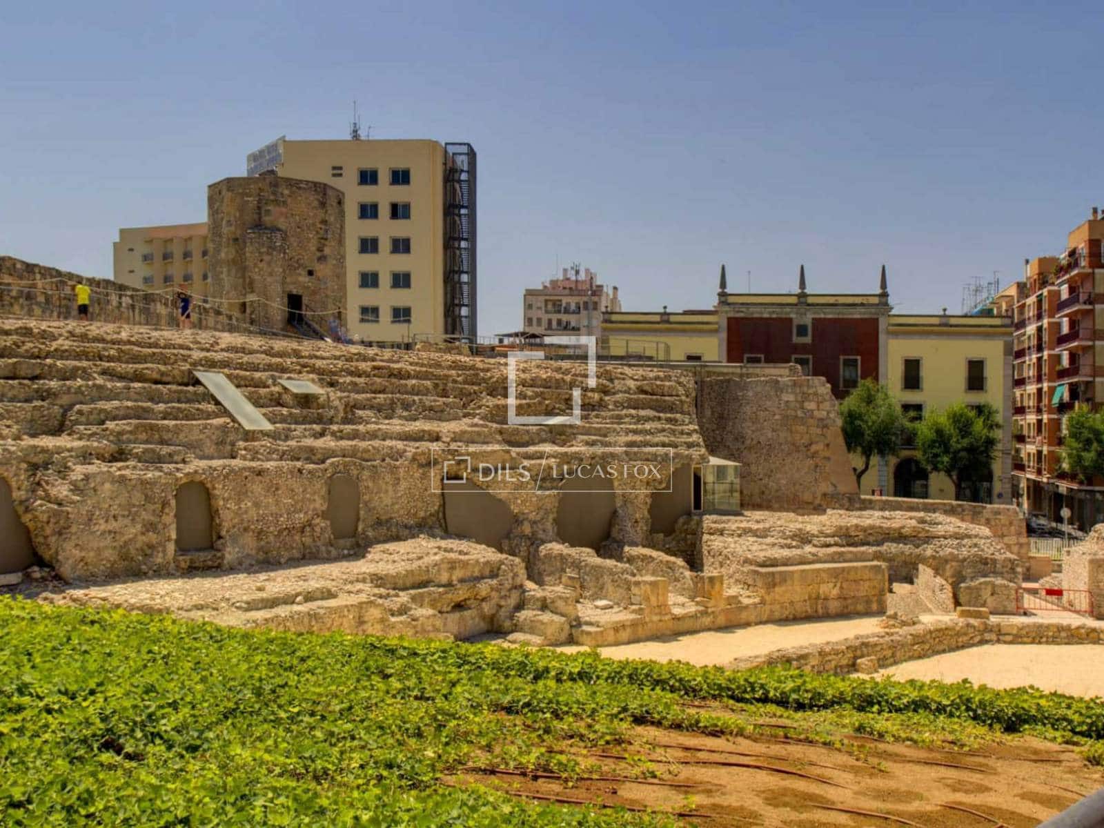 5 makuuhuone Huoneisto myytävänä paikassa Tarragona kaupunki mukana 
autotalli - 1 290 000 € (Ref: 9357850)