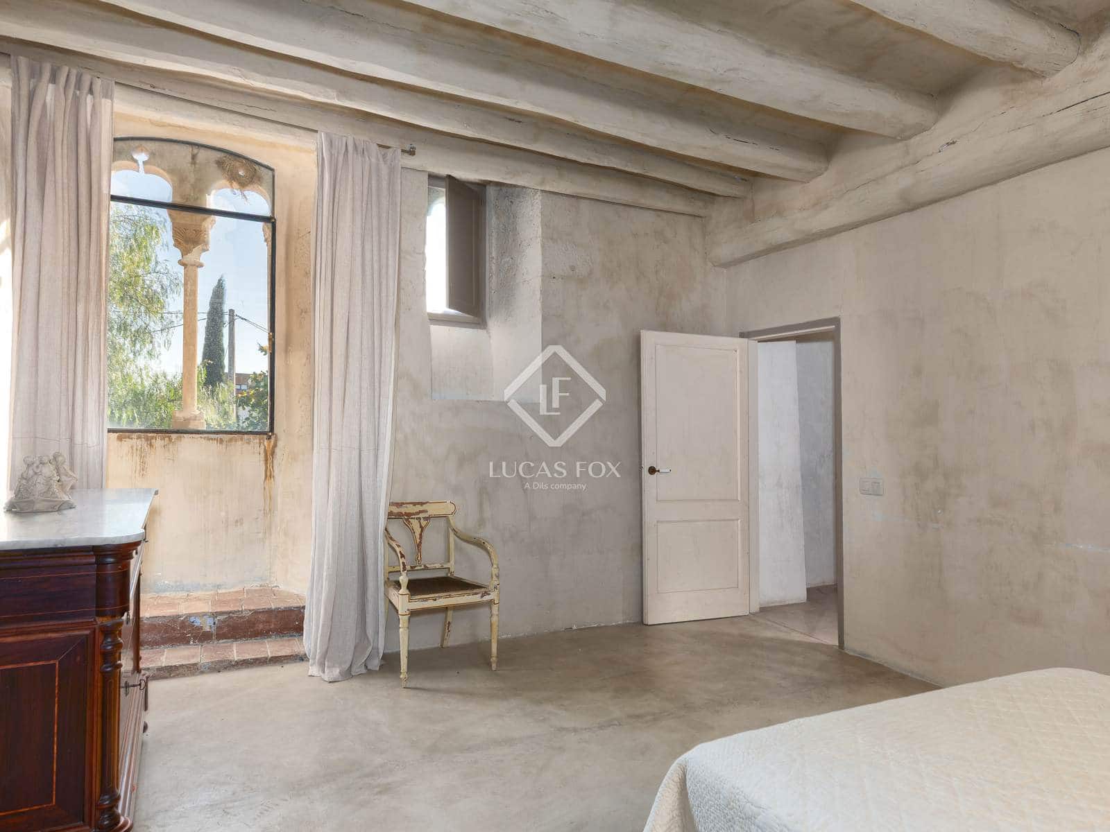 6 soveværelse Finca/Landehus til salg i Vilamacolum med swimmingpool - € 1.590.000 (Ref: 9360208)