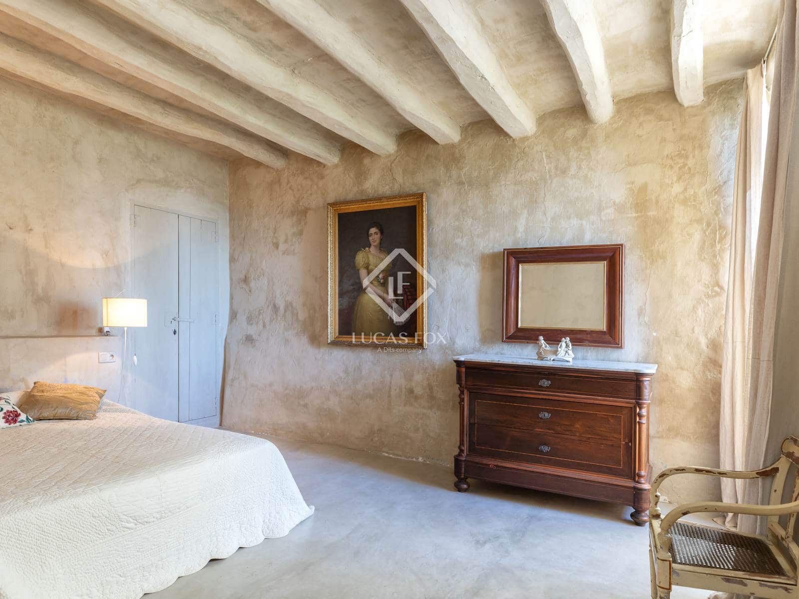 6 soveværelse Finca/Landehus til salg i Vilamacolum med swimmingpool - € 1.590.000 (Ref: 9360208)